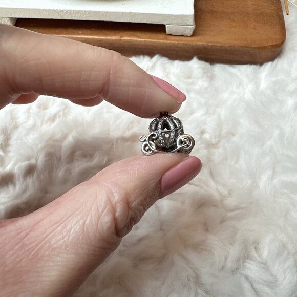 Pandora Disney Cinderella Carriage Charm - Picture 8 of 12